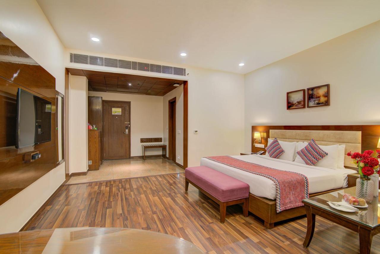 Hotel Home In By Amrik Sukhdev Sonipat Ngoại thất bức ảnh