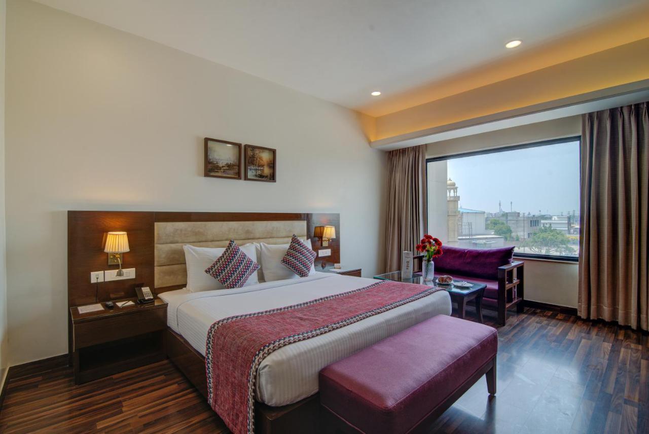 Hotel Home In By Amrik Sukhdev Sonipat Ngoại thất bức ảnh