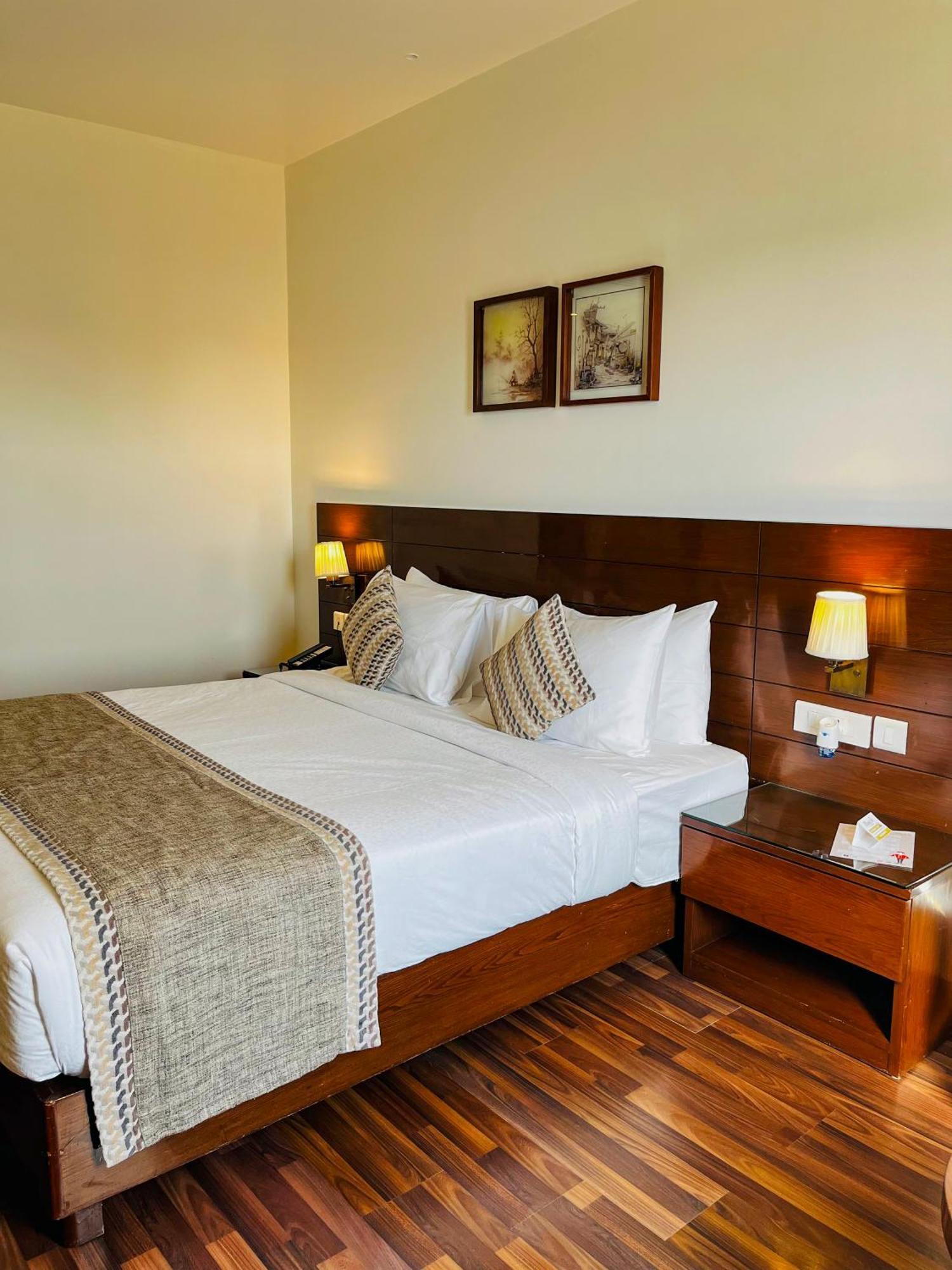 Hotel Home In By Amrik Sukhdev Sonipat Ngoại thất bức ảnh